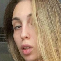 aisux Desnuda