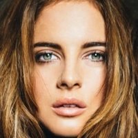 Alexandra Felstead Desnuda