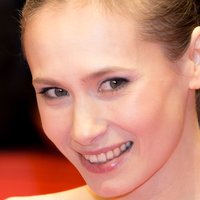 Alina Levshin Desnuda