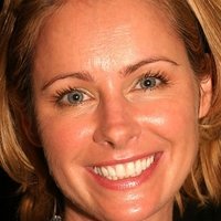 Ami Dolenz Desnuda