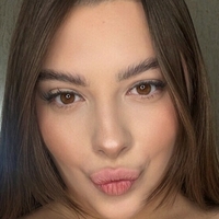 Anastasia Ostrowska Desnuda