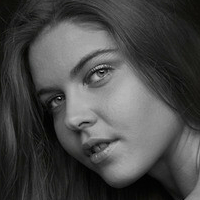 Anne Linn Seter Desnuda