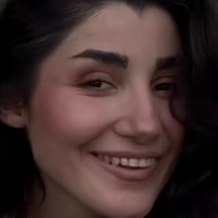 Asti Gevorgyan Desnuda