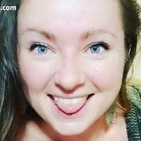 Autumn Cross Desnuda