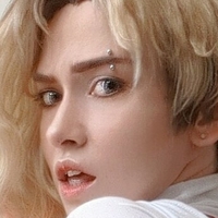 Bakachi_Cos Desnuda