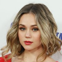Brec Bassinger Desnuda