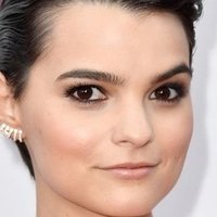 Brianna Hildebrand Desnuda