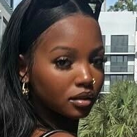 Chelley Bissainthe Desnuda