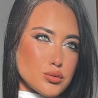 Flor Regidor Desnuda