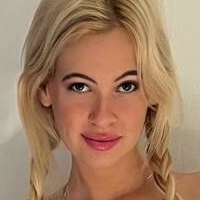 Hannah Siegel Desnuda