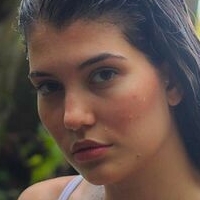 Julia Elizabete Desnuda