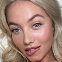 mollywhitexo Desnuda