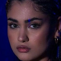 Naaz Torbati Desnuda