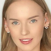 Oksana Neveselaya Desnuda