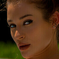 Olivia Jones Desnuda