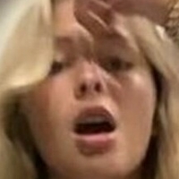 Riley Bilger Desnuda