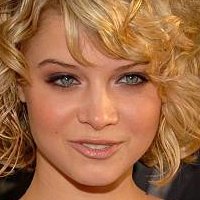 Sarah Jones Desnuda