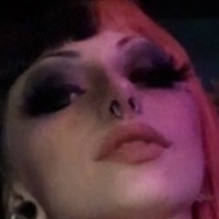 Shy Sugars Desnuda