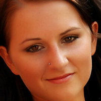 So-Shiny.com Desnuda