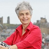 Sue Jones-Davies Desnuda
