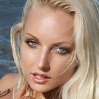 Veronika Simon Desnuda
