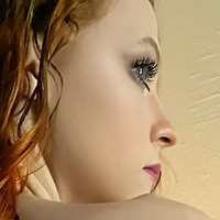 Violet Skye Desnuda